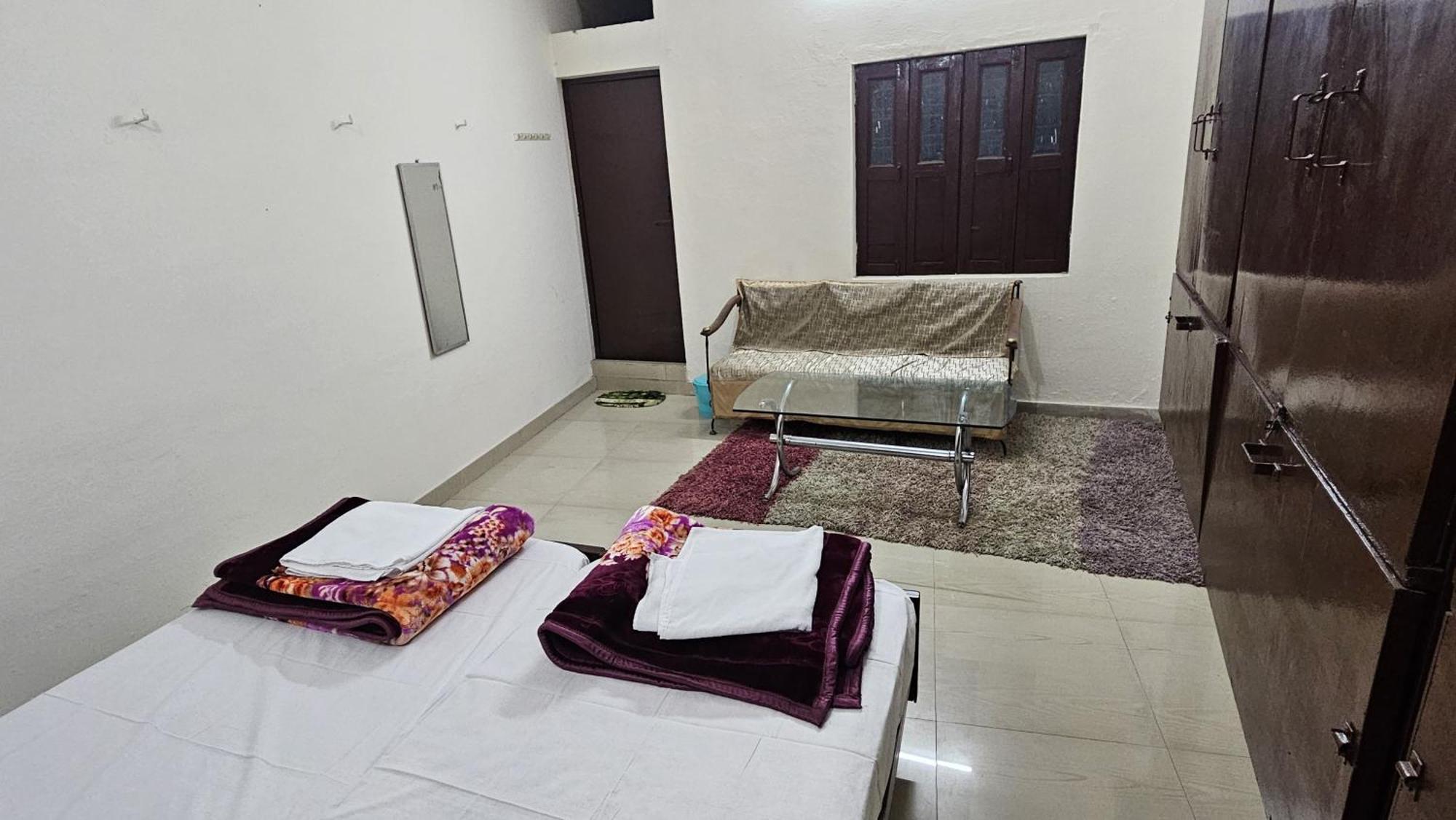 The Green Crest Kumbh Homestay Allāhābād Junction Exterior foto